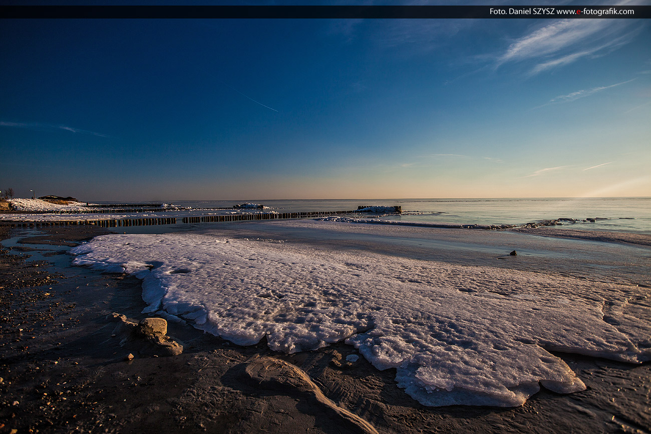 Zima w Kamminke - lód na plaży